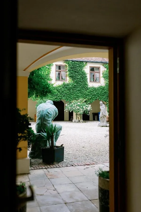 Schlossgut Tunzenberg Mengkofen Deutschland